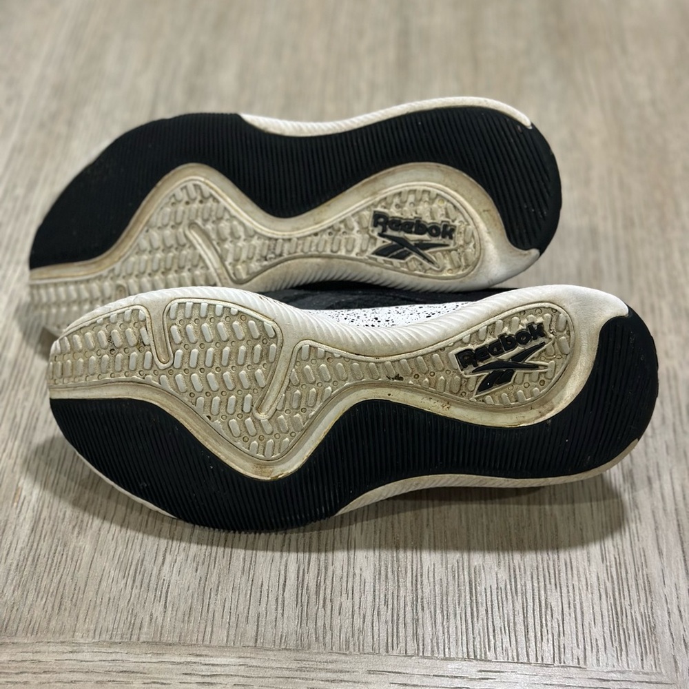 Reebok Black and White Women's Sneakers - Picture 8 of 9